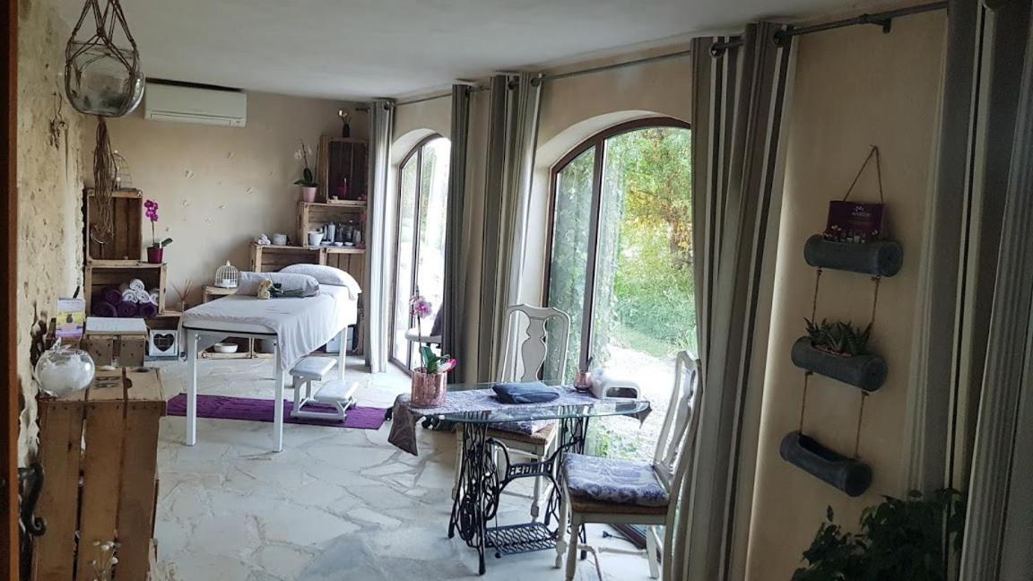 Villa La Magnanerie à Niozelles Extérieur photo